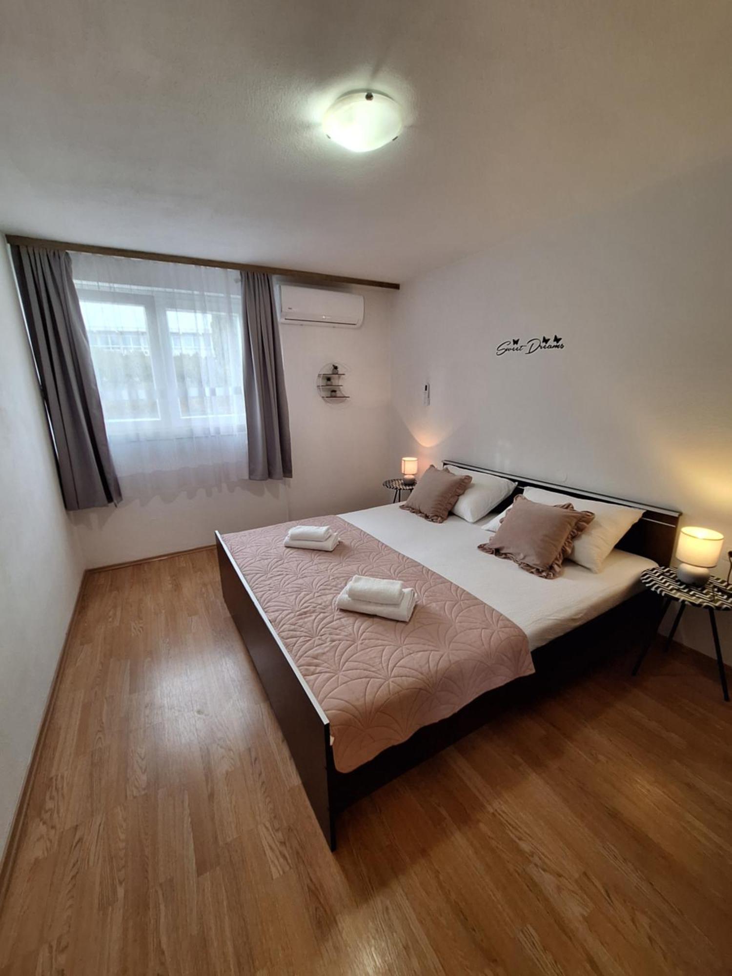 سبليت Apartment Banovac المظهر الخارجي الصورة